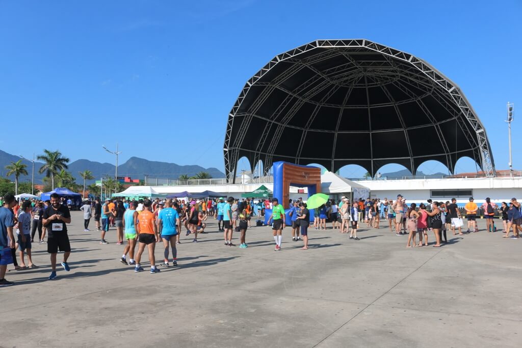 CONSTRUÇÃO DA PRAÇA DE EVENTOS – PORTO NOVO – CARAGUATATUBA